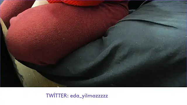 Snapshot of sexy_modelll chatting on February 10, 12:29 pm sexy modelll online show from February 10, 12:29 pm