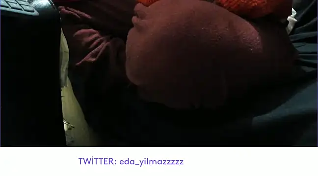 Snapshot of sexy_modelll chatting on February 22, 5:57 pm sexy modelll online show from February 22, 5:57 pm