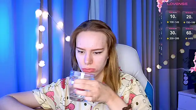 Ramona    online show from February 11, 6:08 am