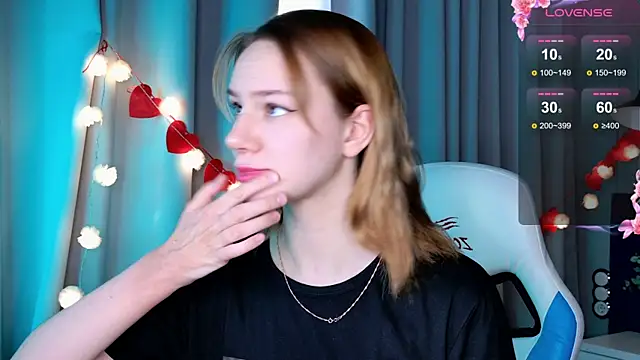 Ramona    online show from February 17, 9:35 am