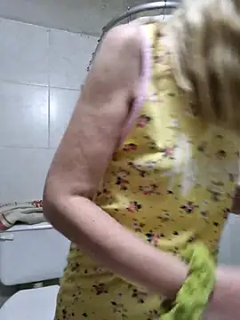 1Sweetnina online show from December 4, 12:42 am