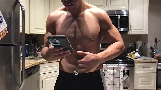 BigGuyMuscle online show from February 11, 11:22 pm
