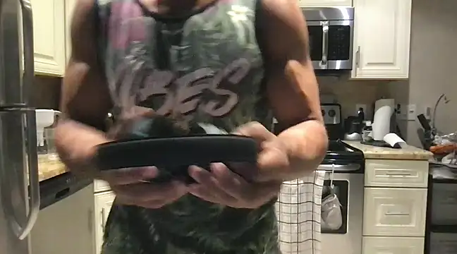 BigGuyMuscle online show from February 14, 3:33 am