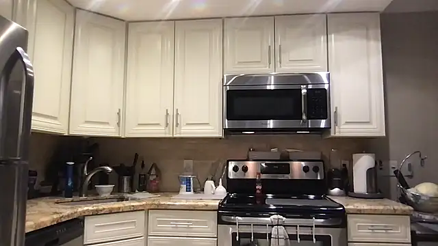 Snapshot of BigGuyMuscle chatting on September 21, 12:40 pm BigGuyMuscle online show from September 21, 12:40 pm