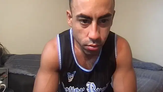 Snapshot of BigGuyMuscle chatting on October 13, 7:25 pm BigGuyMuscle online show from October 13, 7:25 pm