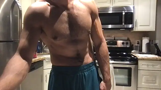 BigGuyMuscle online show from December 5, 2:42 am