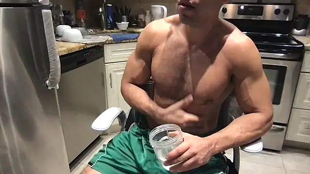 BigGuyMuscle online show from January 13, 7:35 am