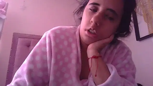 annarose19 online show from October 27, 5:28 pm