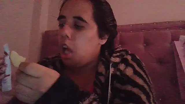 annarose19 online show from March 30, 10:00 pm