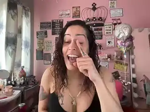 latinacubana online show from January 7, 6:56 pm