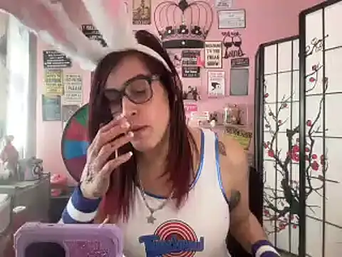 latinacubana online show from March 9, 3:49 pm