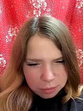 Zuli Kiska online show from November 19, 9:04 pm