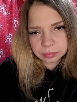 Zuli Kiska online show from December 5, 6:44 am