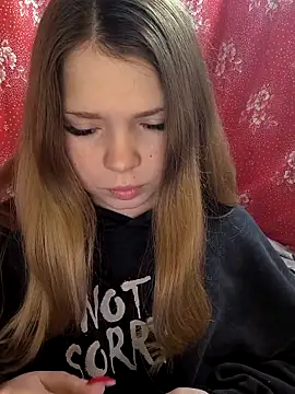 Zuli Kiska online show from February 19, 8:49 pm