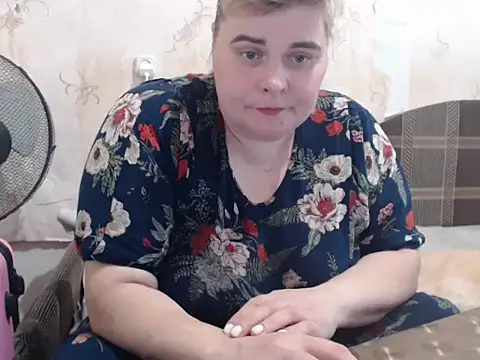 Snapshot of Ameliabusty chatting on February 23, 6:17 am Ameliabusty online show from February 23, 6:17 am