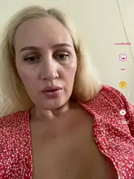 YourBlondee online show from July 15, 12:16 am