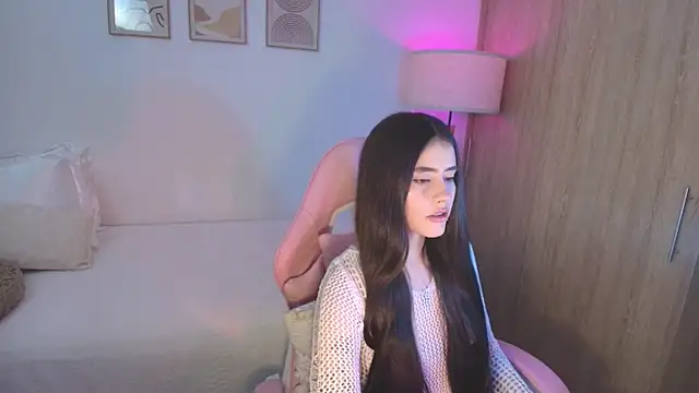 Snapshot of iriswest_ chatting on September 24, 11:41 pm iriswest online show from September 24, 11:41 pm