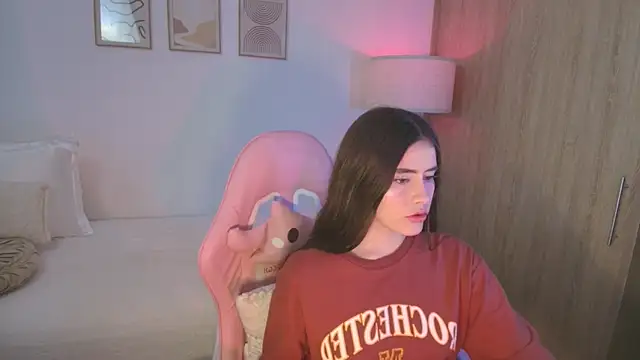 Snapshot of iriswest_ chatting on October 8, 11:35 pm iriswest online show from October 8, 11:35 pm