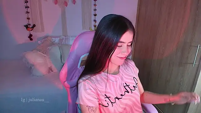 iriswest  online show from March 24, 12:37 am