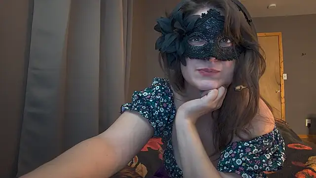 Snapshot of missteriousbelle chatting on June 10, 3:44 pm missteriousbelle online show from June 10, 3:44 pm