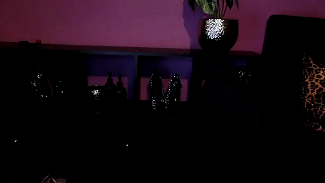 beauty-of-pain online show from March 13, 3:40 pm