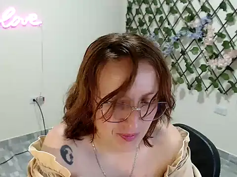 Snapshot of kittykalor09 chatting on April 18, 3:16 pm kittykalor09 online show from April 18, 3:16 pm