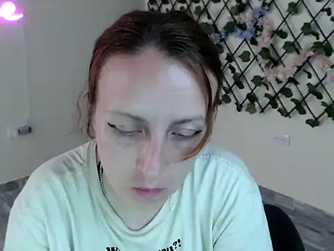 Snapshot of kittykalor09 chatting on April 19, 8:00 pm kittykalor09 online show from April 19, 8:00 pm