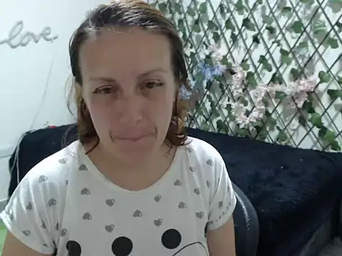 Snapshot of kittykalor09 chatting on May 22, 12:40 am kittykalor09 online show from May 22, 12:40 am