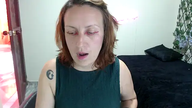 Snapshot of kittykalor09 chatting on June 19, 7:50 pm kittykalor09 online show from June 19, 7:50 pm