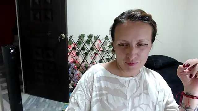 Snapshot of kittykalor09 chatting on July 3, 1:56 am kittykalor09 online show from July 3, 1:56 am