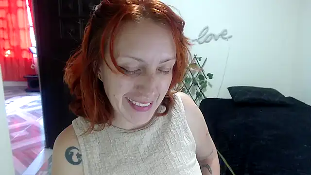 Snapshot of kittykalor09 chatting on July 10, 9:28 pm kittykalor09 online show from July 10, 9:28 pm