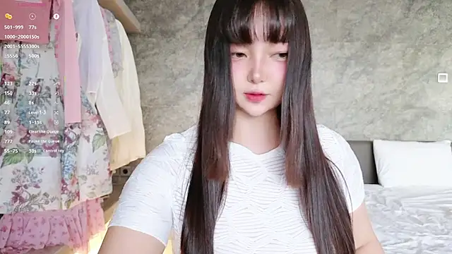 Snapshot of u_needed_me_ chatting on December 16, 9:47 am u needed me online show from December 16, 9:47 am