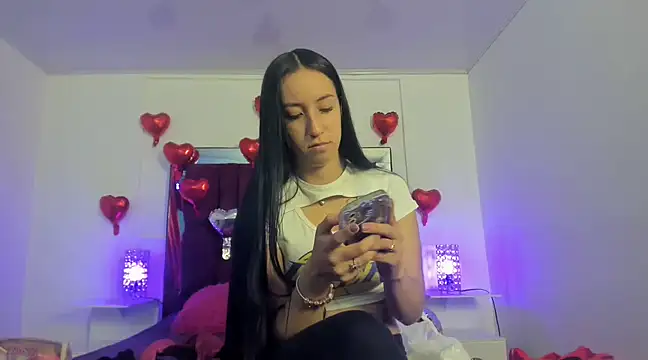 danaythamara1 online show from February 14, 11:42 pm