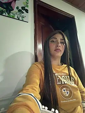 Snapshot of natalia-888 chatting on May 13, 11:22 pm natalia-888 online show from May 13, 11:22 pm