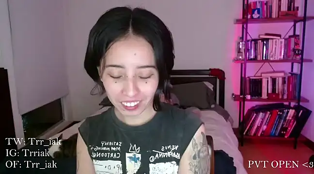 Snapshot of babyluna_8_8 chatting on January 22, 3:20 am babyluna 8 8 online show from January 22, 3:20 am