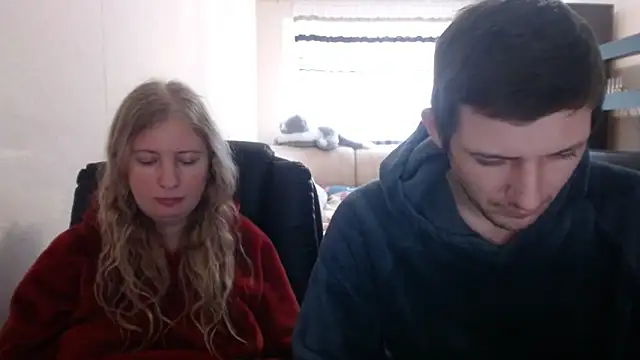 PeterAndJen online show from February 16, 9:26 am