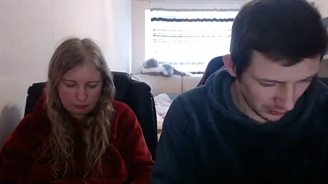 PeterAndJen online show from February 16, 12:43 pm
