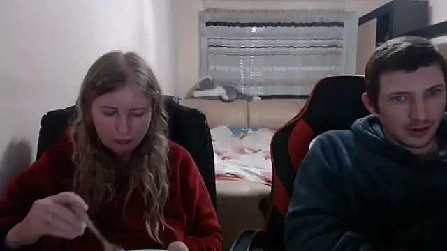 PeterAndJen online show from February 16, 4:10 pm