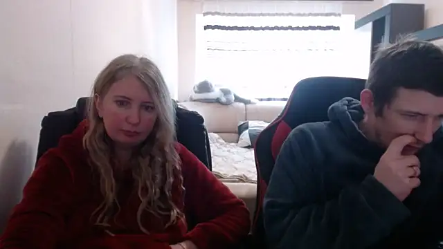 PeterAndJen online show from February 17, 11:55 am