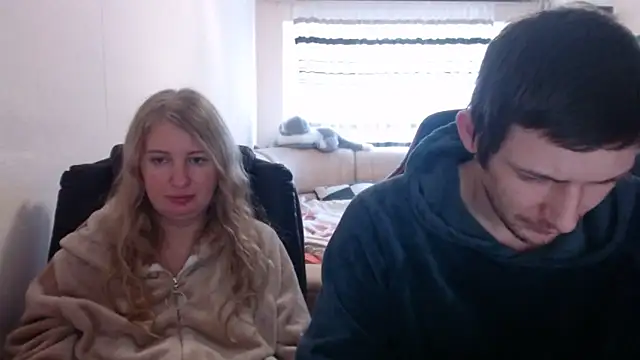 PeterAndJen online show from February 18, 12:39 pm