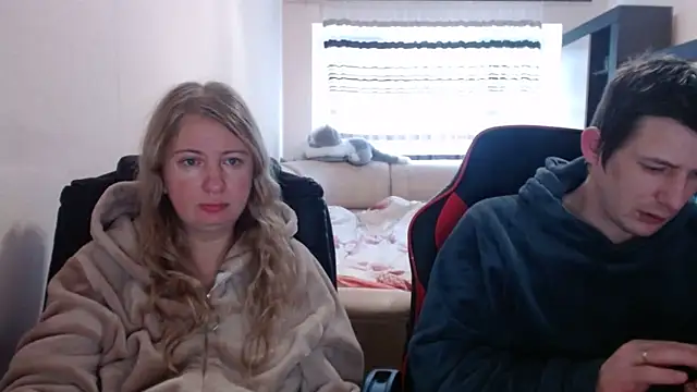 PeterAndJen online show from February 20, 6:50 am