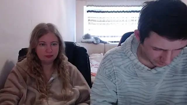 PeterAndJen online show from February 24, 7:33 am