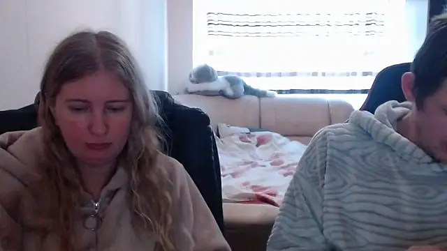 PeterAndJen online show from February 26, 1:52 pm