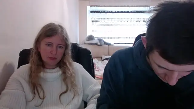 PeterAndJen online show from February 28, 10:20 am