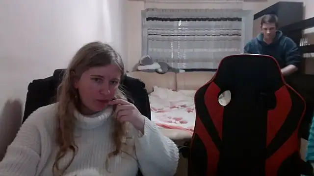 PeterAndJen online show from March 1, 8:21 pm