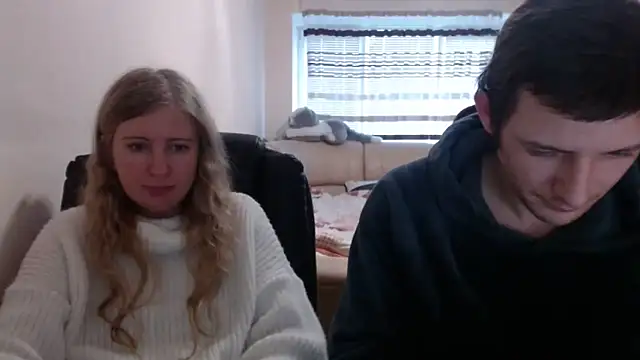 PeterAndJen online show from March 5, 9:26 pm