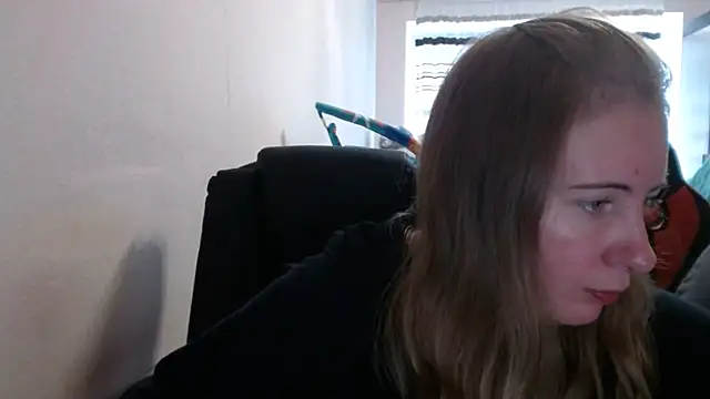 PeterAndJen online show from September 21, 7:21 am