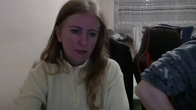 PeterAndJen online show from November 7, 7:47 pm