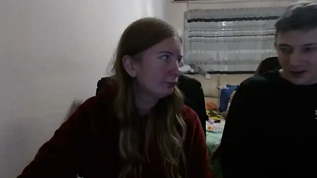 PeterAndJen online show from November 16, 6:46 pm