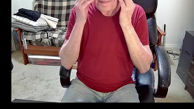 Snapshot of jimmy_d47 chatting on March 2, 2:41 am jimmy d47 online show from March 2, 2:41 am